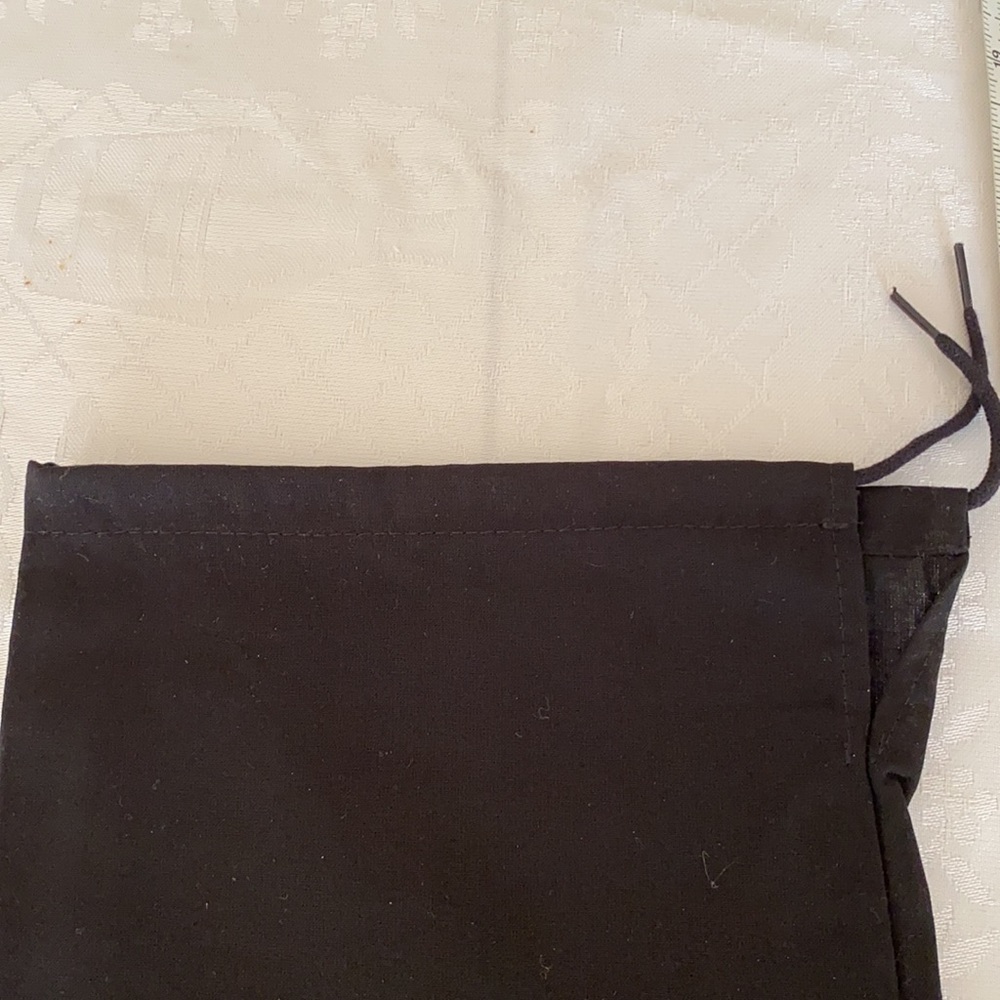 NEW AUTHENTIC CHANEL 2 Dust bags for Shoes/sandals - Picture 4 of 7